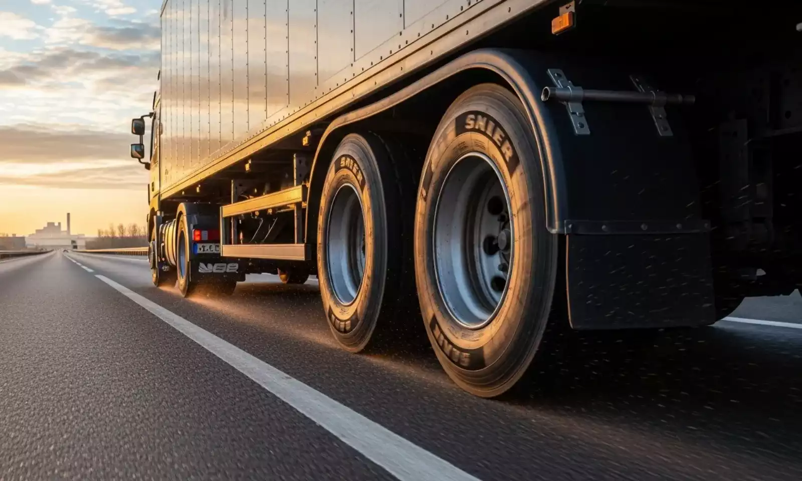 Pneus em rodovia, conforto e estabilidade em viagens longas